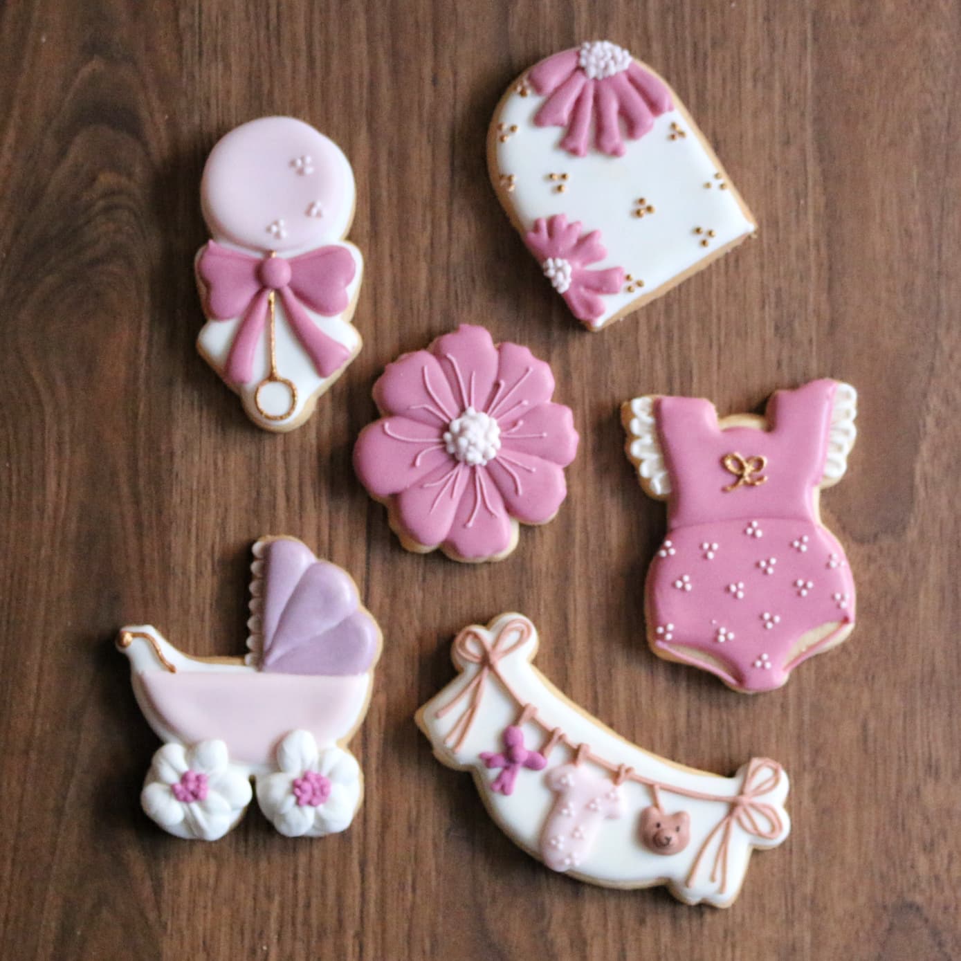 BABYSHOWER volants & fleurs